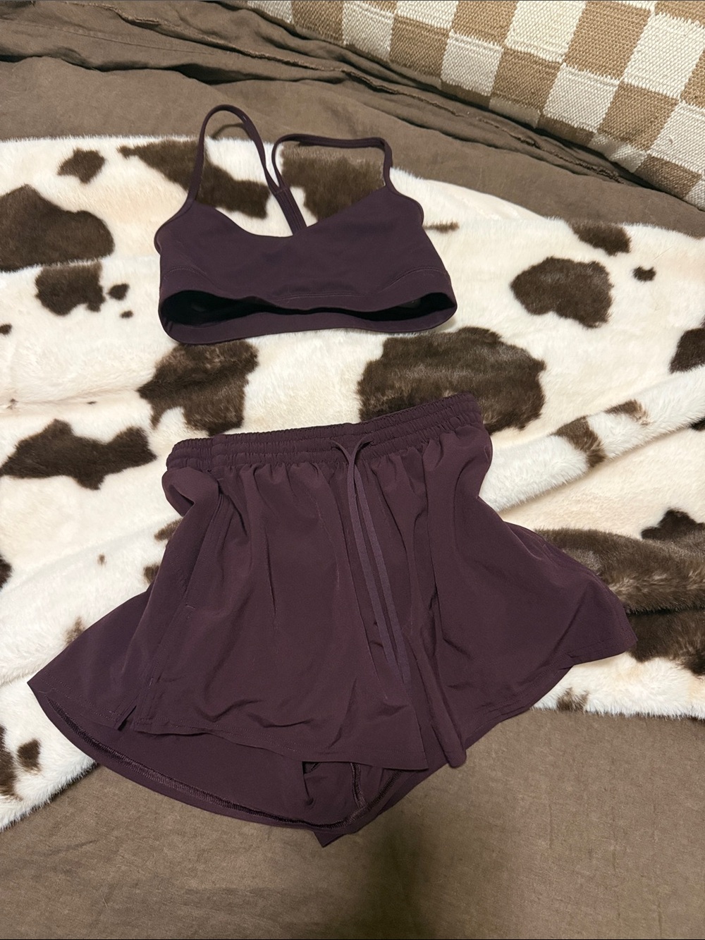 Lululemon bra & shorts set